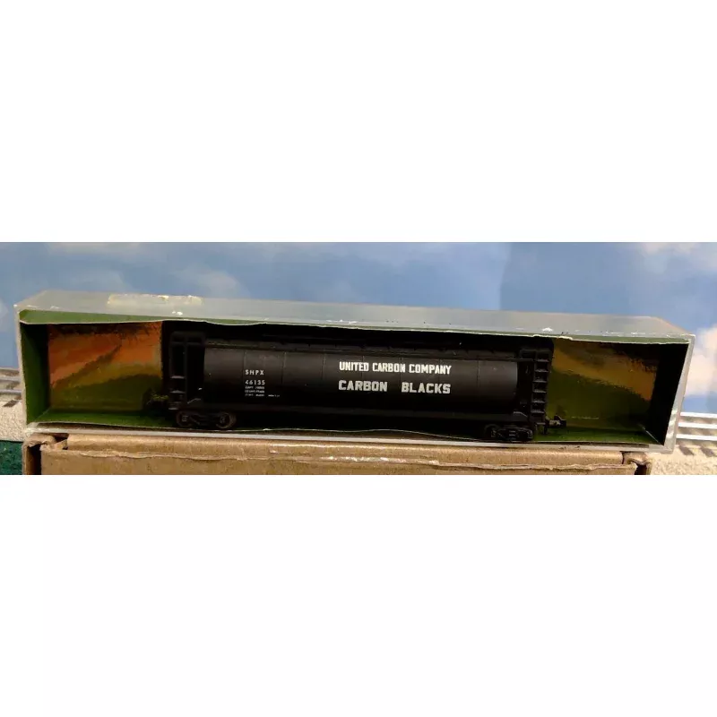 AURORA POSTAGE STAMP TRAINS 4866 60′ CENTER FLOW CAR UNITED CARBON