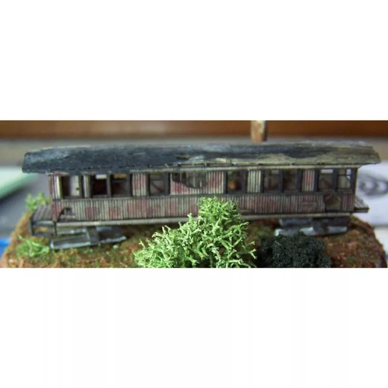 RslaserKits 3017 – Derelict Passenger Car – N Scale Kit