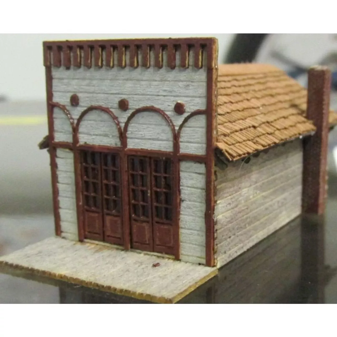RslaserKits 3058 – Log Saloon – N Scale Kit